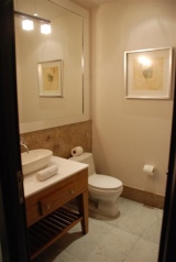 grand luxxe bathroom