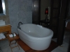 Luxxe bubble tub