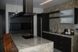 Grand Luxxe kitchen