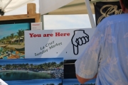 aa-la-cruz-sunday-market-sign